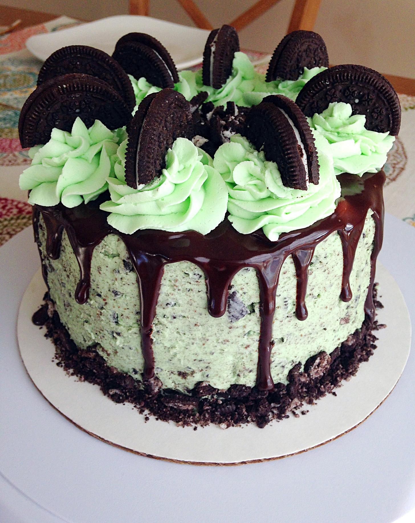 Chocolate Mint Oreo Layer Cake