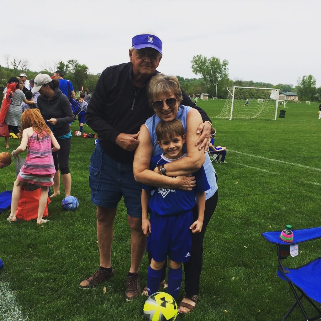 soccer-mom-dad-min